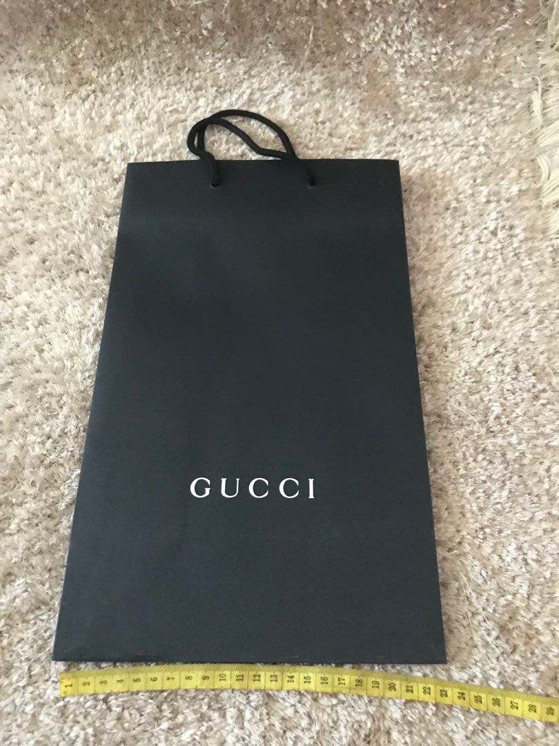GUCCI PAPER BAG SHOES BAJU DLL BEBAS PAKAI NEW AUTHENTIC, Buku & Alat