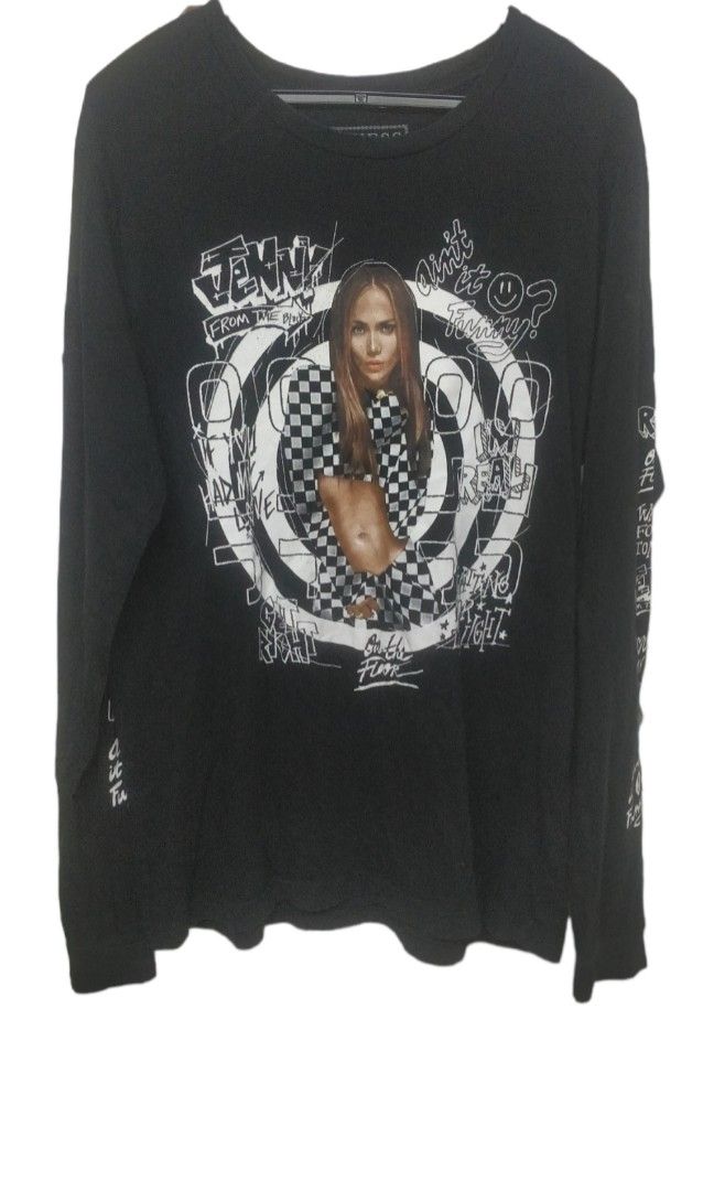 Jennifer lopez hotsell guess t shirt