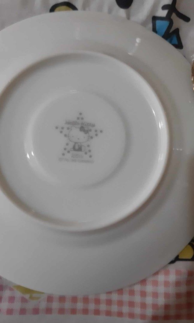 Hello Kitty Tea Cup set Japan with box (Category: Coffee & Tea Tableware) located in Antipolo. Submitted by lanetatum (Listing ID 1257376876, Image 3). Description: Never been used. Original and made in japan. collector's item.