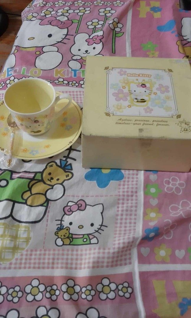 Hello Kitty Tea Cup set Japan with box (Category: Coffee & Tea Tableware) located in Antipolo. Submitted by lanetatum (Listing ID 1257376876, Image 1). Description: Never been used. Original and made in japan. collector's item.