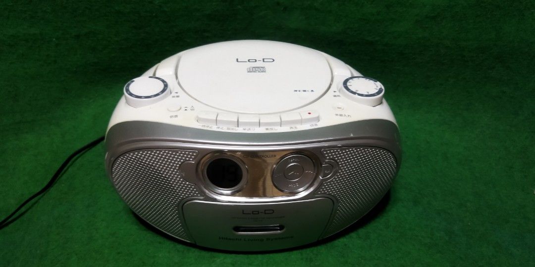 Hitachi CD Radio Cassette (Category: Portable Music Players) located in Pasay City. Submitted by marineljapansurplus (Listing ID 1257370213, Image 2). Description: Hitachi "Lo-D" CD Radio Cassette Model: CK-5Y Good pang CD & pang Aux-In CD: Working 😁 (CD-R/RW playable) Aux-in: Working 😁 (pwede nyo konek celfone 3.5mm to 3.5mm jack or bilihan nyo Bluetooth rcvr device) Radio: Wala signal (dko alam bakit. As is) Cassette: working play, ff, rew. B