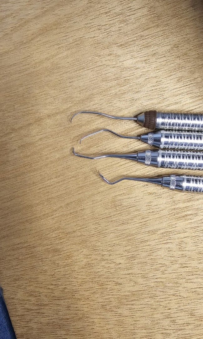 Vassoio Porta Strumenti Dentali A2Z Scilab Per 7 Pezzi - Acciaio Inox Chirurgico, Autoclavabile