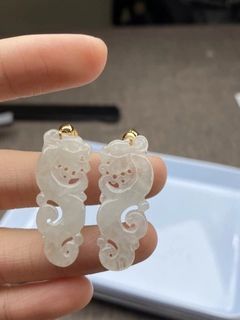 Icy white Jadeite