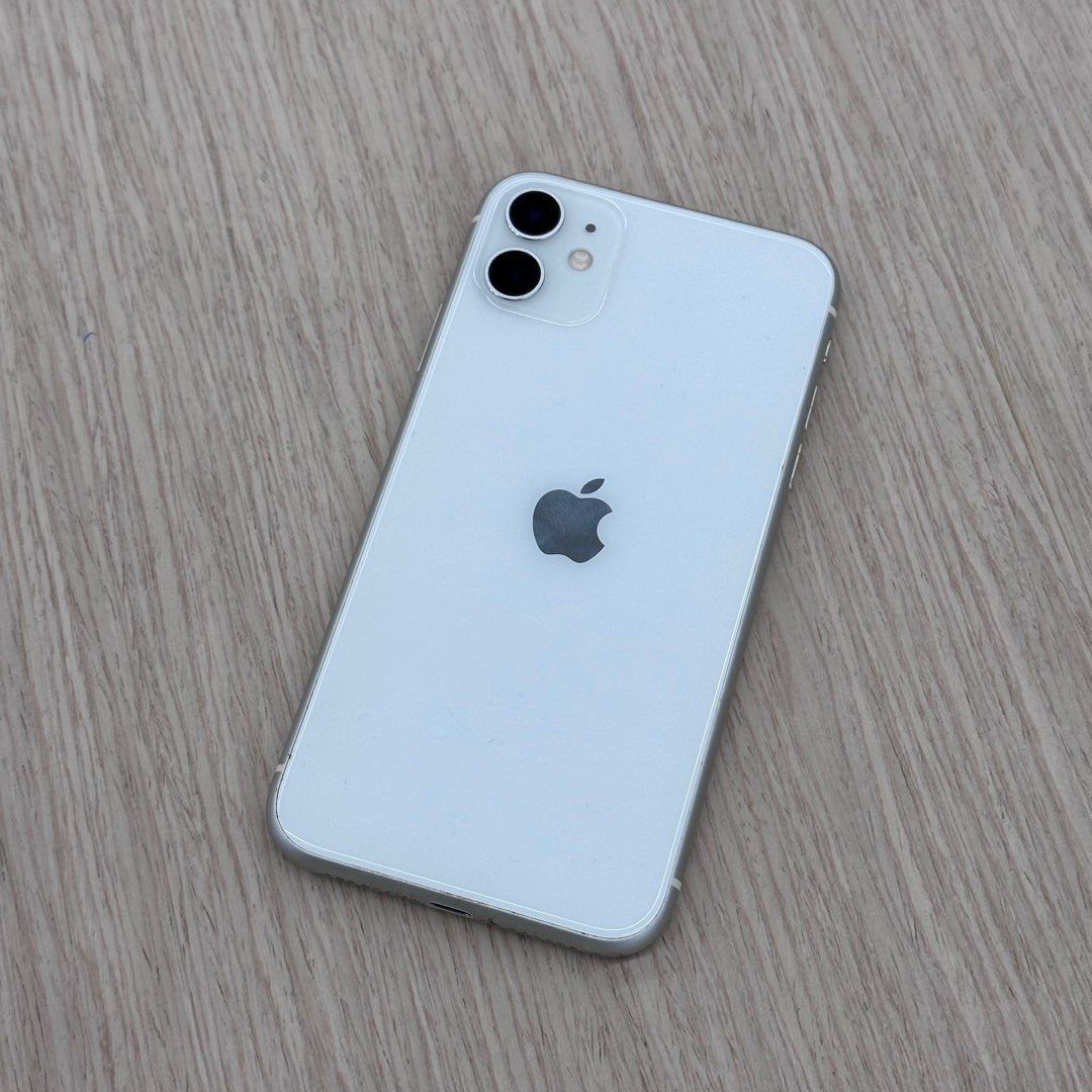 iPhone11 重 ホワイト 128GB iPhone11 重 ホワイト 128GB