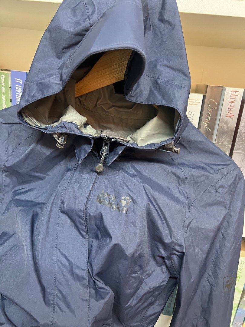 Jack wolfskin sale cloudburst jacket