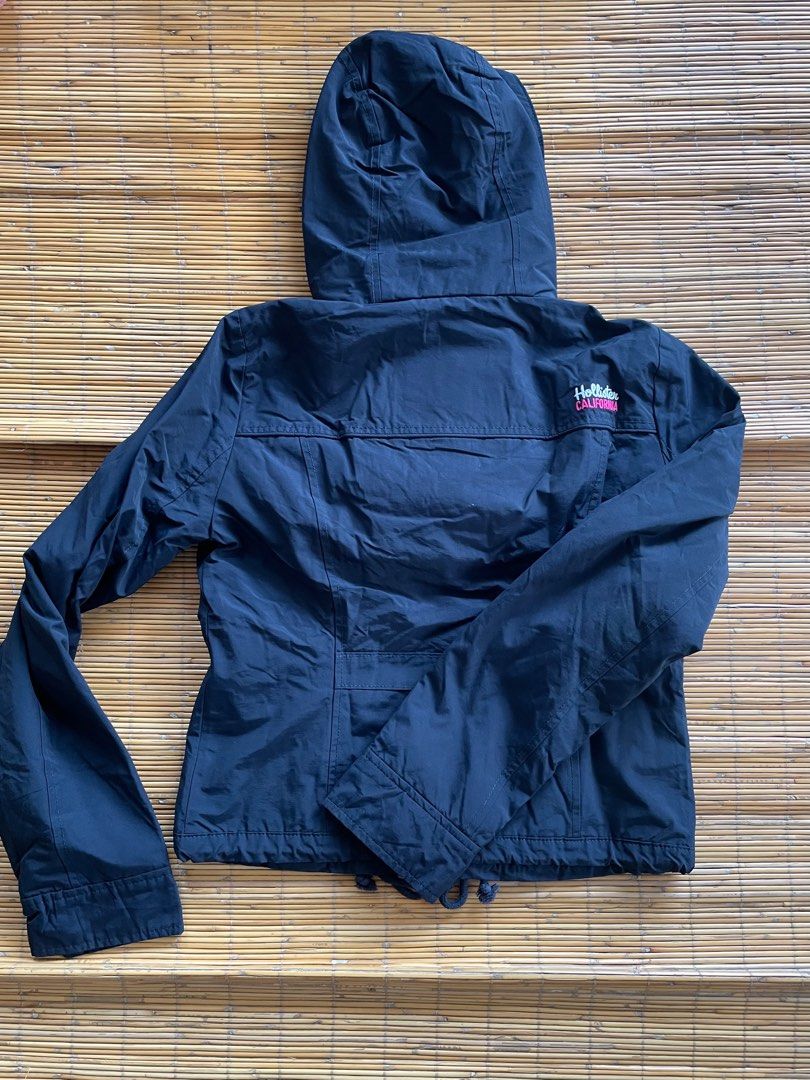 Jaket outdoor hollister original Fesyen Wanita Pakaian Wanita
