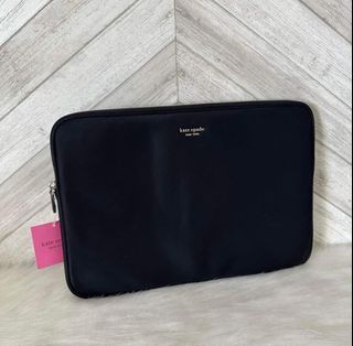 (Category: ) located in . Submitted by maiyasluxurybagshoppe (Listing ID 1257430944, Image 1). Description: .