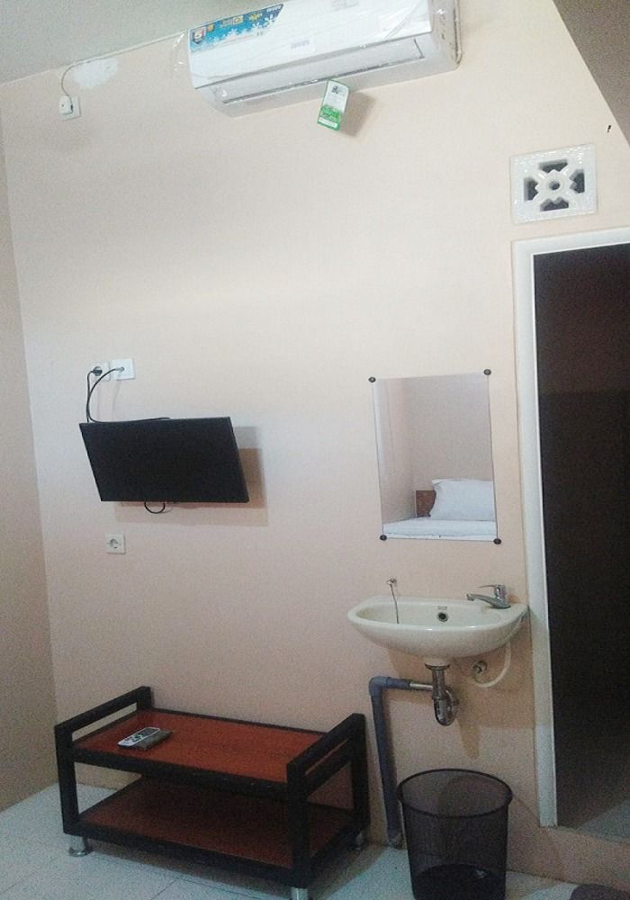 kost_syariah_di_surabaya_dekat_1695975979_61b5f90b_progressive