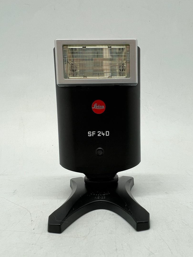 Leica SF 24S Flash, Photography, Photography Accessories, Flashes on