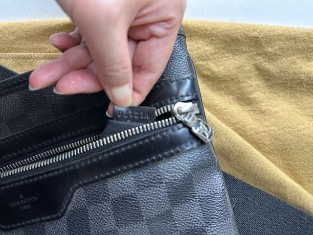 Louis Vuitton Thomas Damier Graphite Sling Bag, Luxury, Bags & Wallets on  Carousell