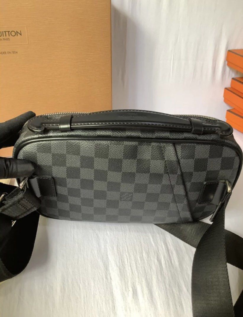 Onhand Authentic Louis Vuitton Lv Ambler Graphite Mens Belt Bum Crossbody  Bag Like new Beltbag Complete, Luxury, Bags & Wallets on Carousell