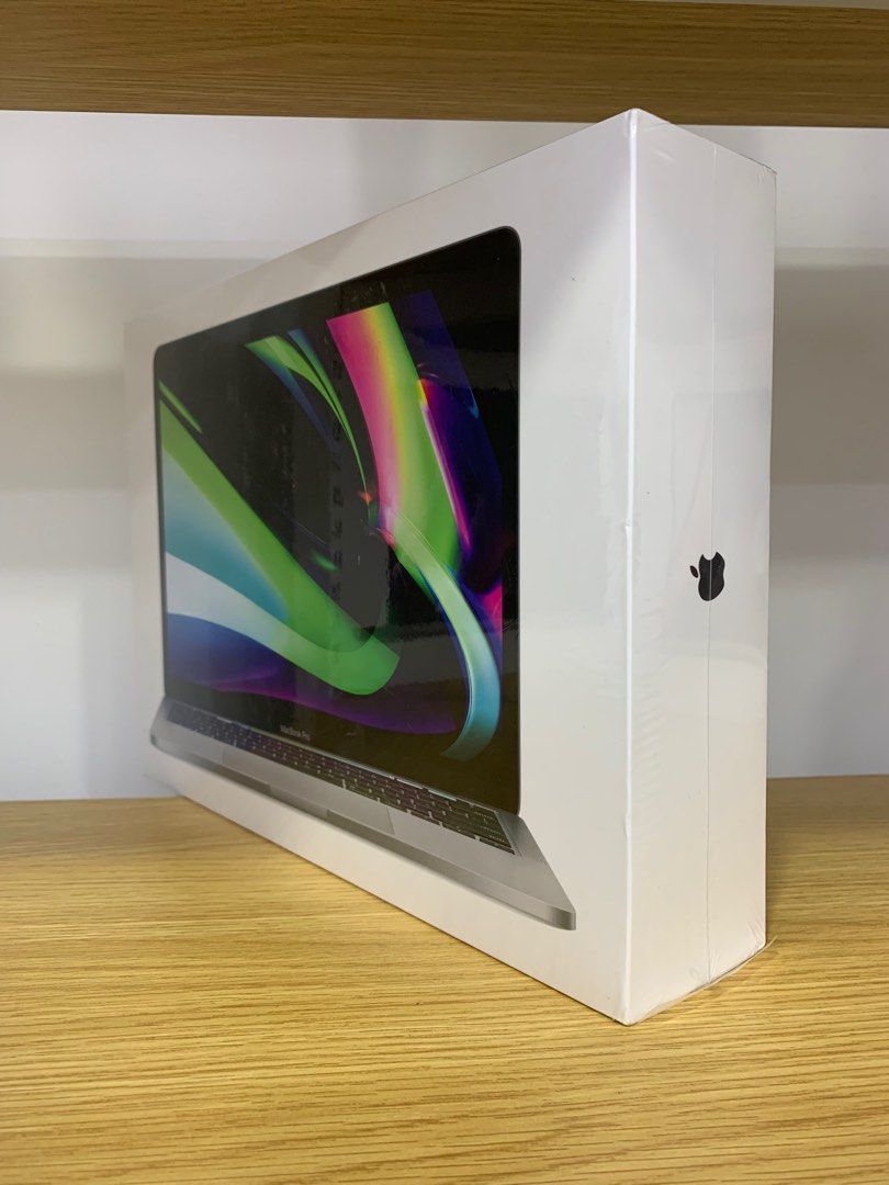 Macbook M2 chip 13inch 8gb ram 256ssd, Computers & Tech, Laptops