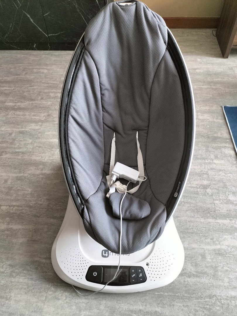 Mamaroo, Babies & Kids, Baby Nursery & Kids Furniture, Cots & Cribs on