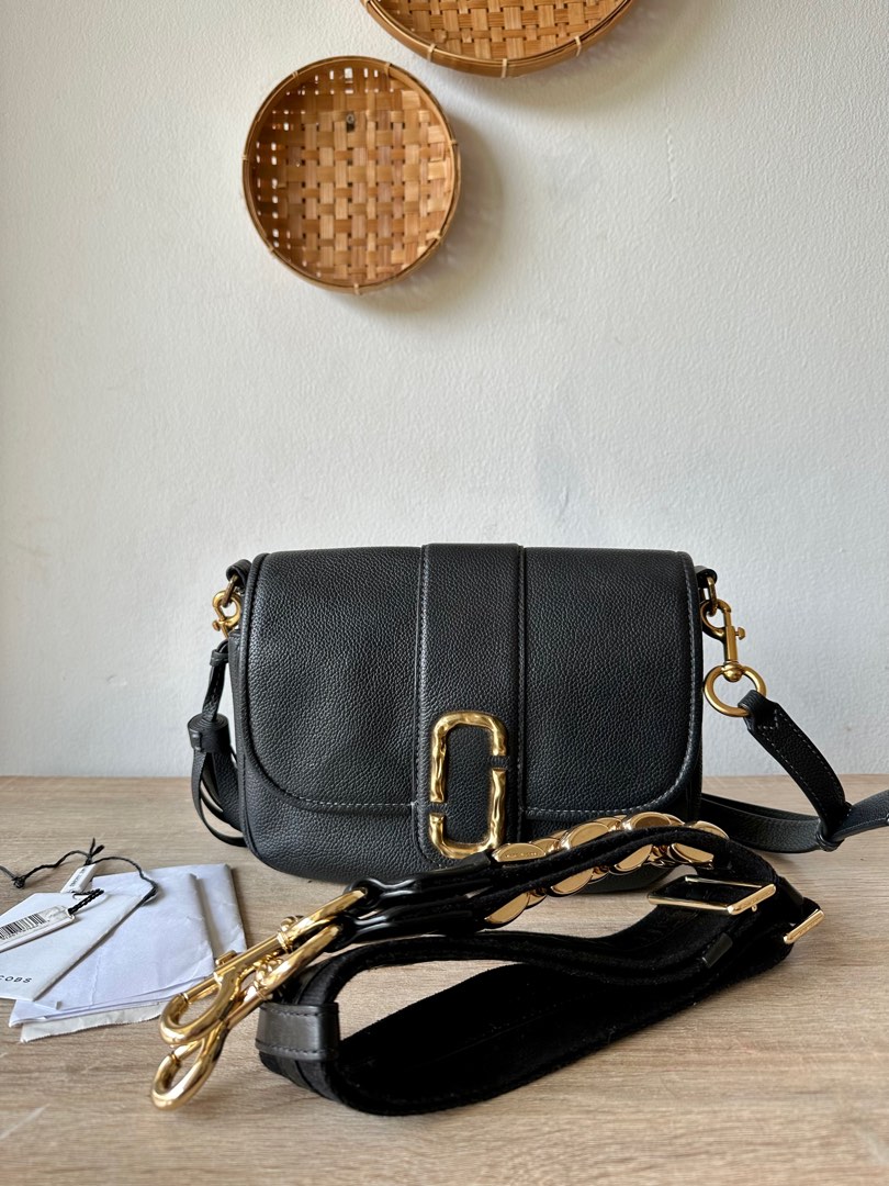 Marc Jacobs Interlock Sling Bag Authentic with extra sling, Barang