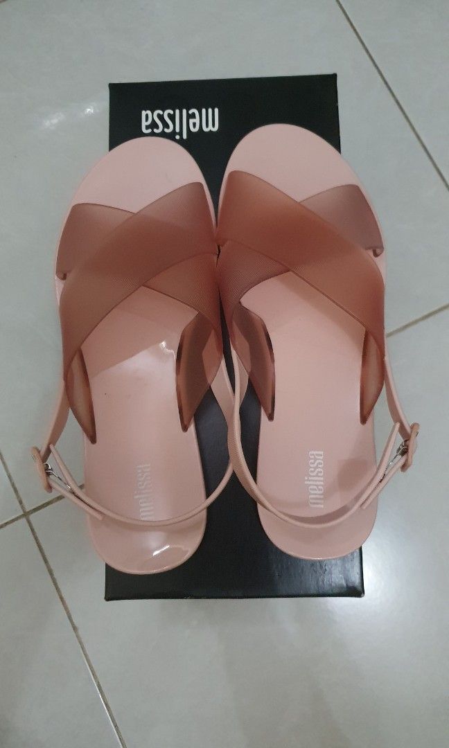 Melissa essential best sale sandal ad