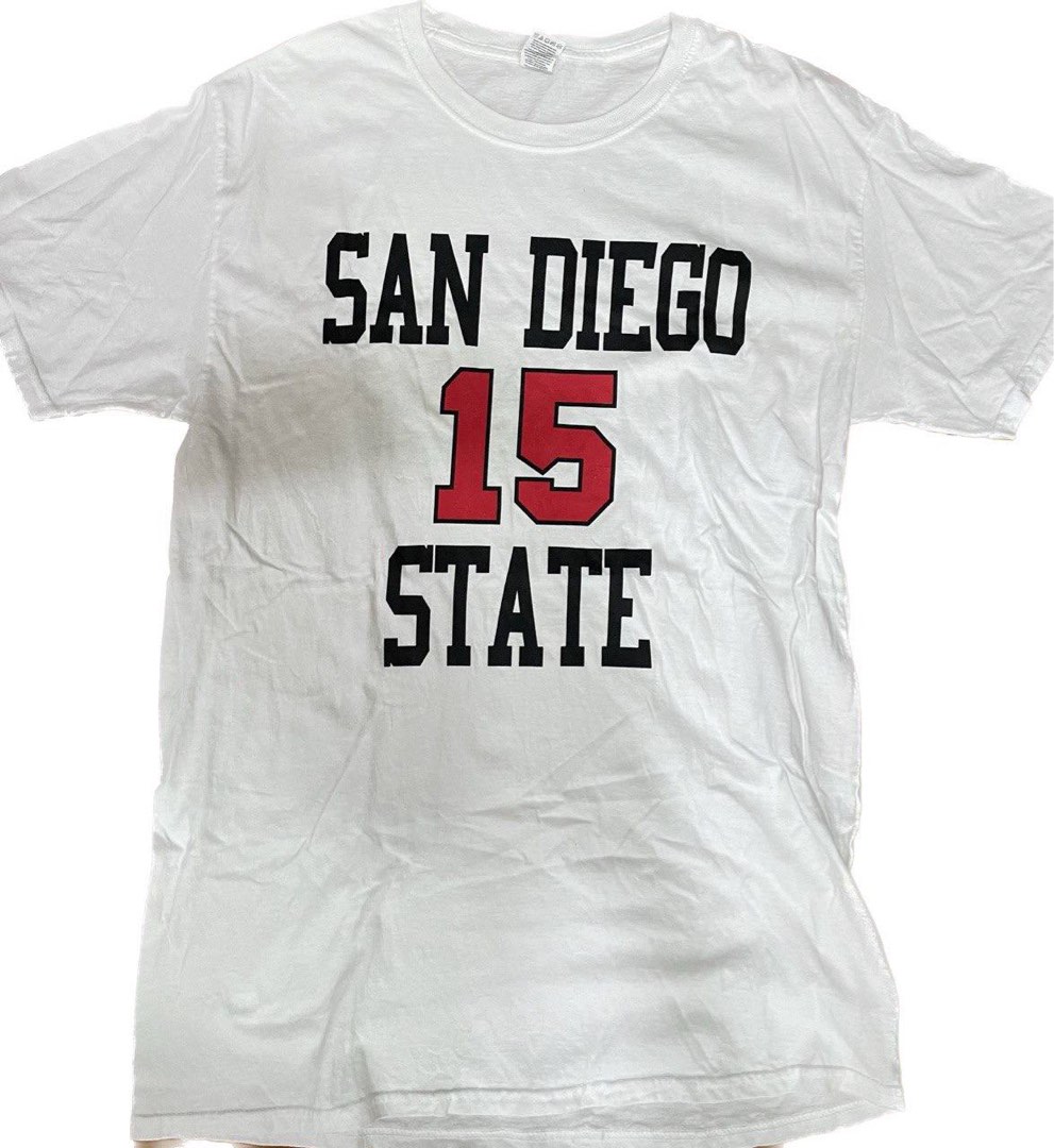kawhi leonard graphic tee