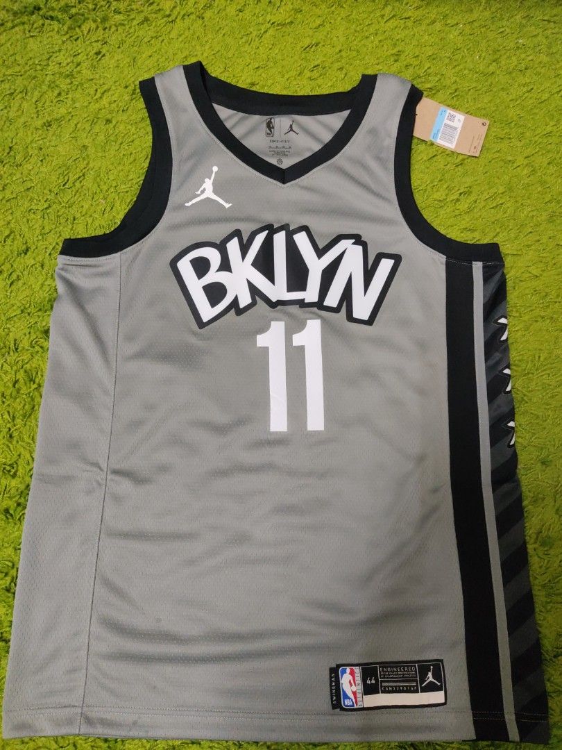 Jordan Brooklyn Nets Men's Statement Swingman Jersey Kyrie Irving - Gray