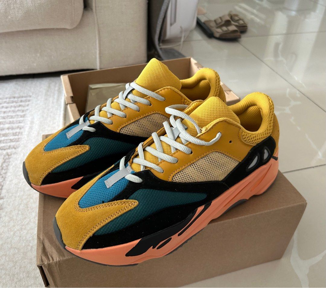 Yeezy hotsell 700 euro