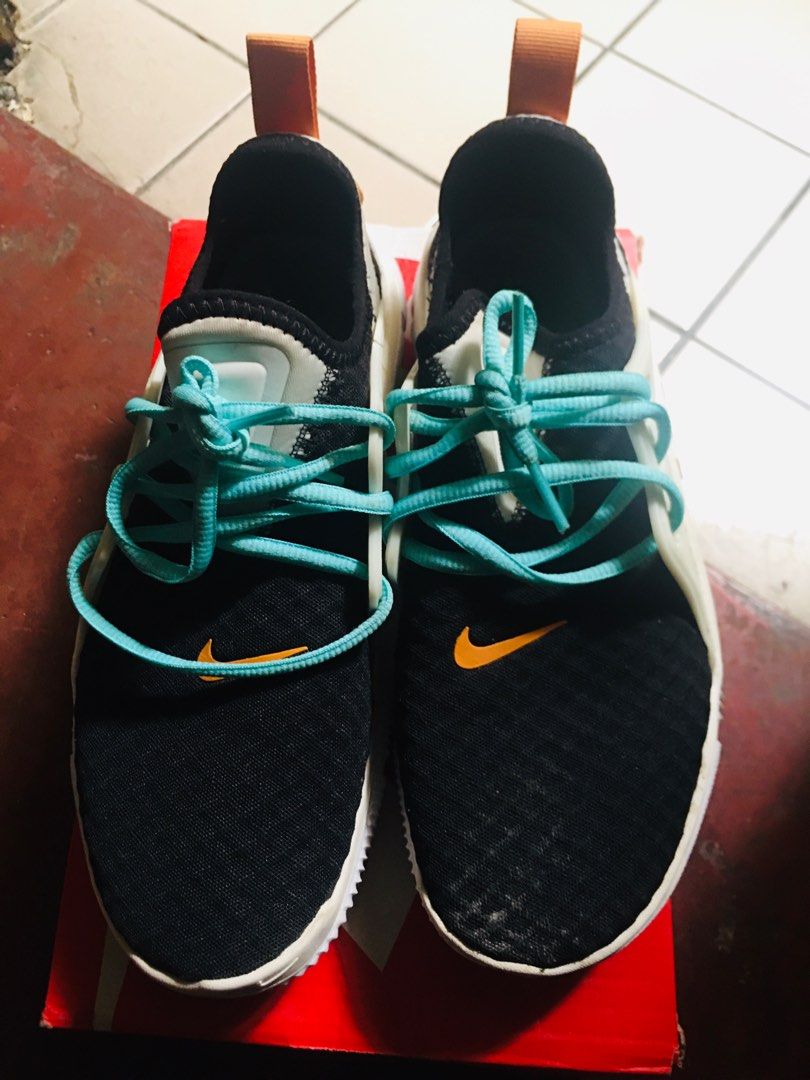 Nike acalme womens discount