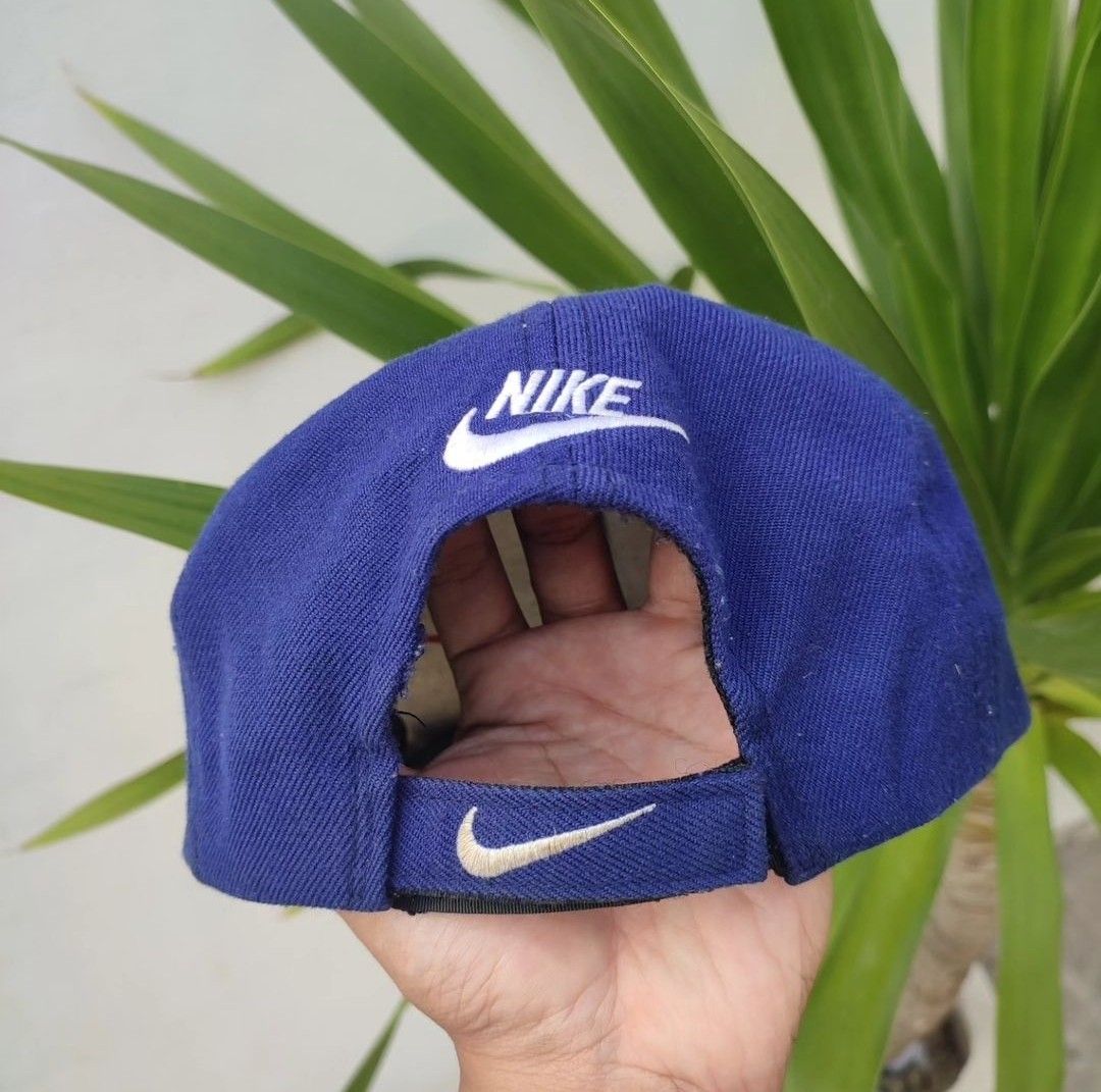 nike big swoosh cap