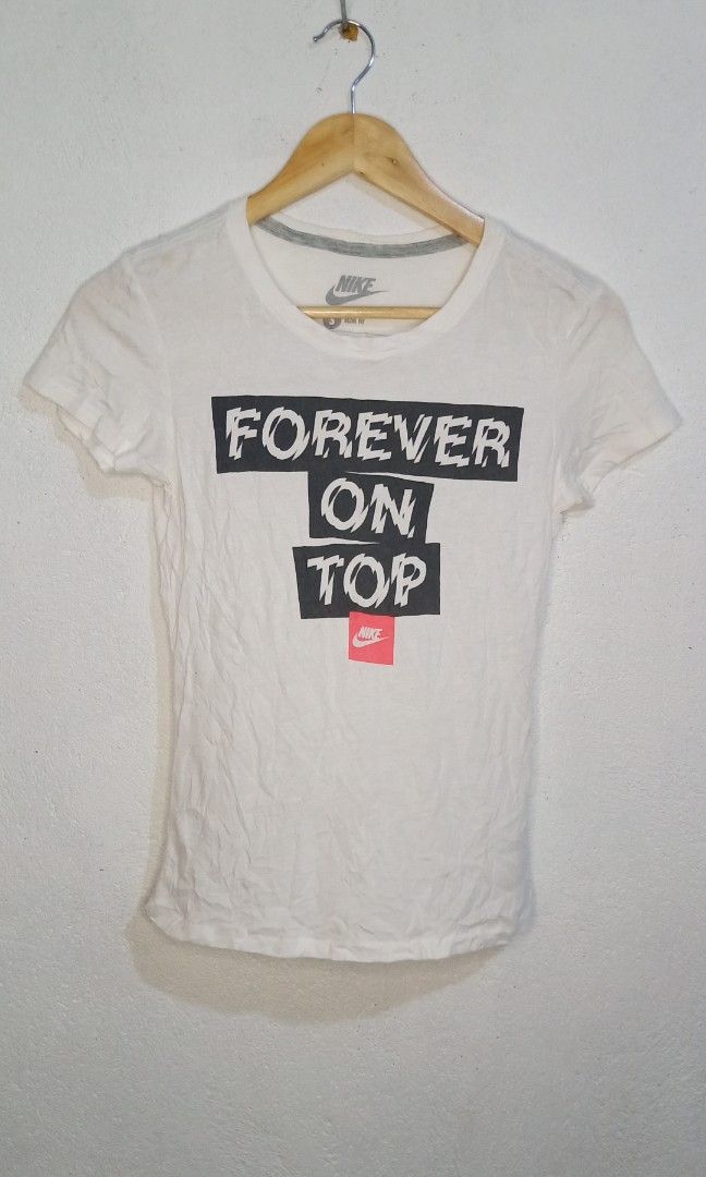 womens nike blouse