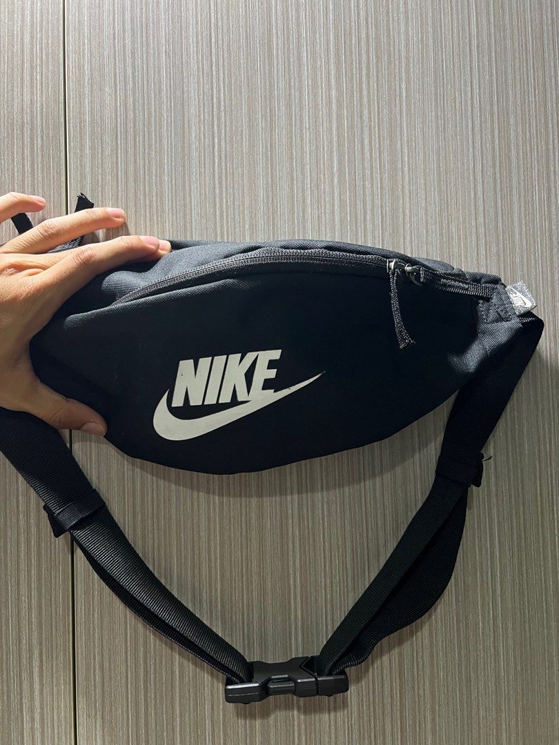 Harga waist bag nike hotsell
