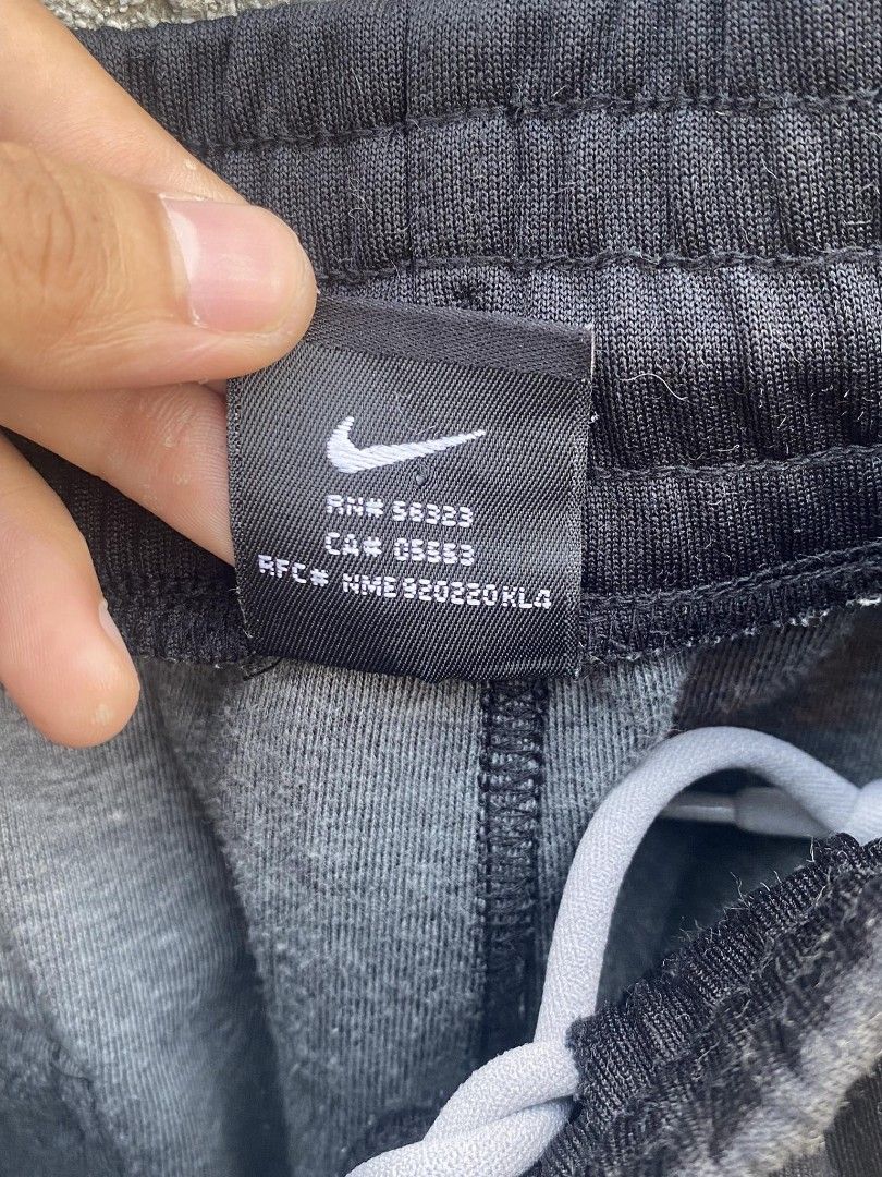 Lebron james on sale jogging pants