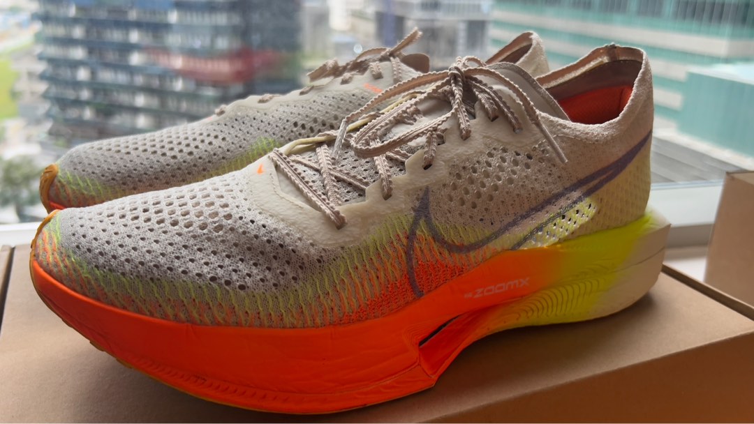 vapor nike sneakers