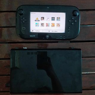 Nintendo Wii U (Black) Jailbreak with games installed