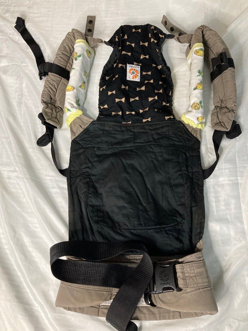 Original Ergobaby Organic Baby Carrier in Khaki Brown Babies
