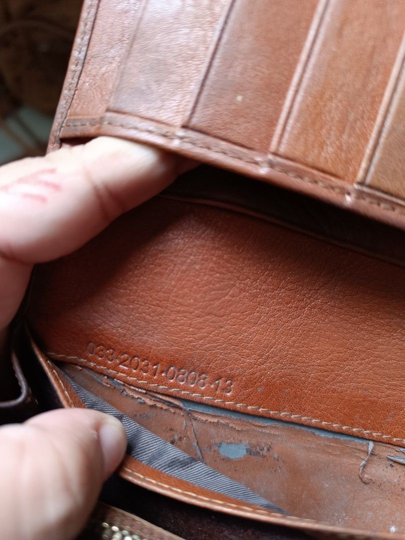 Vintage Gucci Dark Brown Leather Wallet