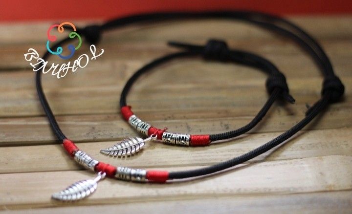 Adjustable paracord sales necklace