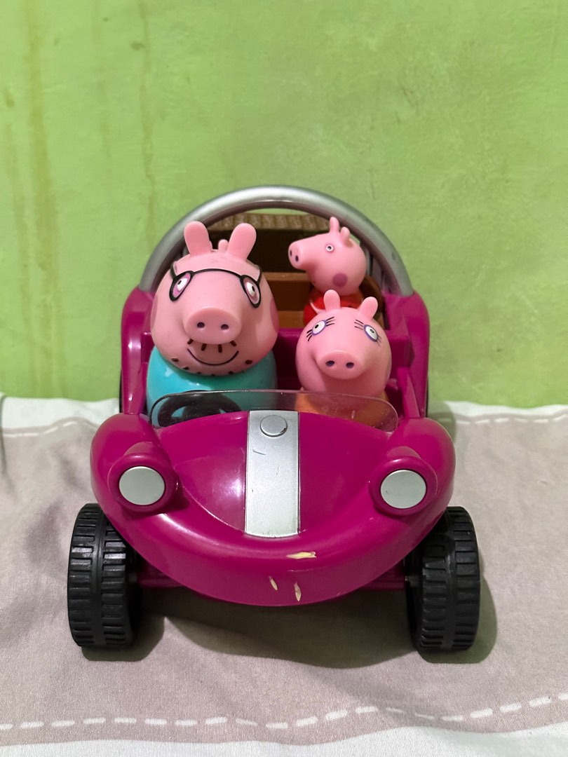 Peppa pig shop battery operated car