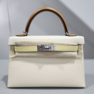 Hermes Nata Off White Epsom Constance 18cm Craie Shoulder Bag
