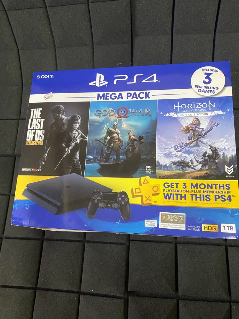 PS4 Slim 1TB Mega Pack Bundle Used Video Gaming Video Game