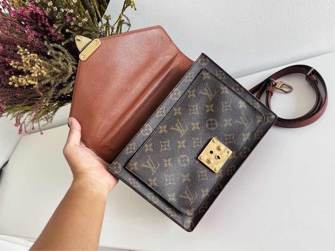 Louis Vuitton vintage monceau two way bag wear throughout and the inside  pocket is peeling long crossbody strap is i…