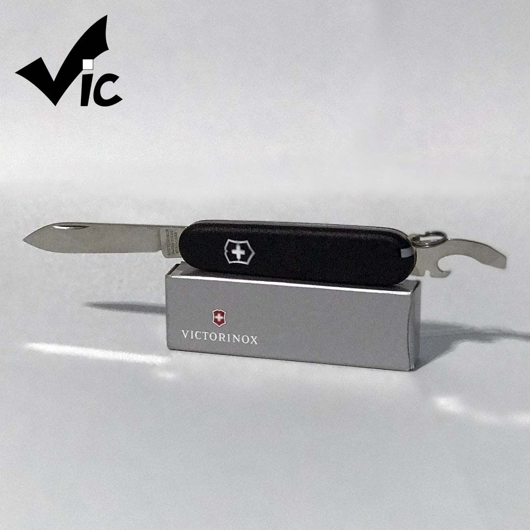 Ready Stock Victorinox Bantam Black Sports Equipment Hiking