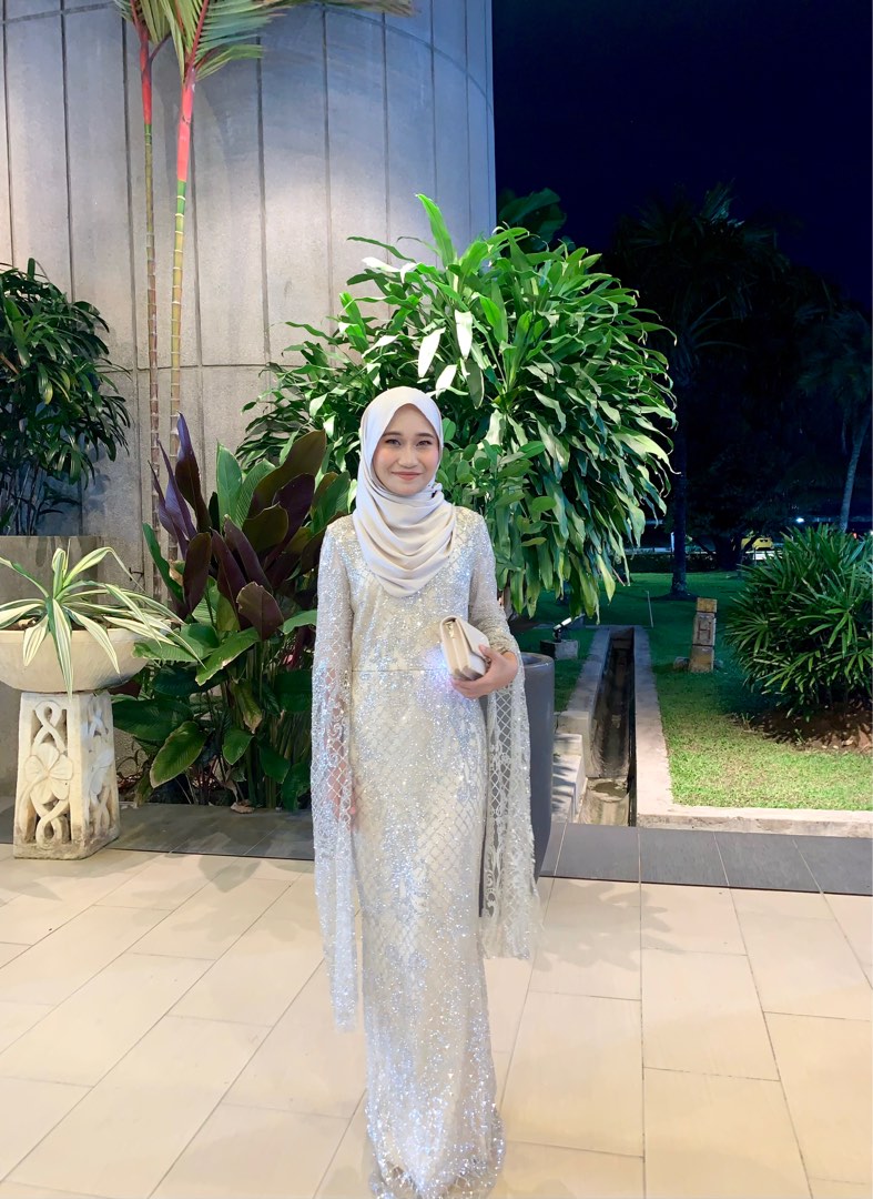 RENT Dinner Dress, Women's Fashion, Dresses & Sets, Dresses on Carousell