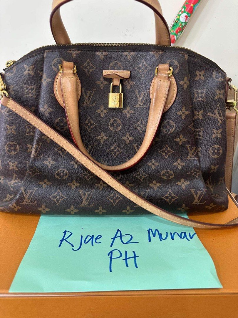 rivoli mm (Category: Luxury Bags & Wallets) located in Bauang. Submitted by rjae07 (Listing ID 1257491410, Image 1). Description: rivoli mm rank ab with dustbag.