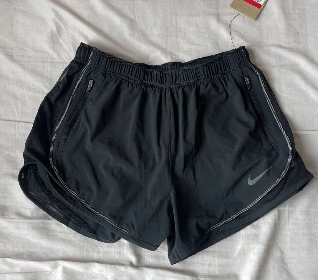 Shorts with 2025 zip pockets nike