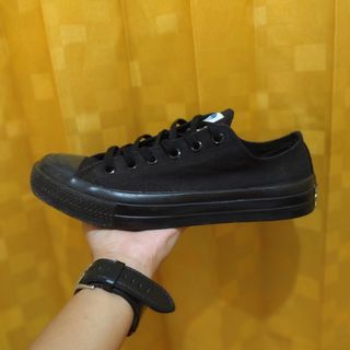 Sepatu Full Black Ventela 70s Original Sepatu Ori Sepatu Second Preloved Sepatu Bekas Ukuran 41
