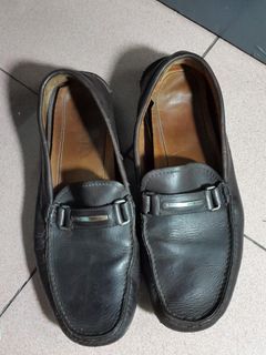Sepatu Loafers PRADA