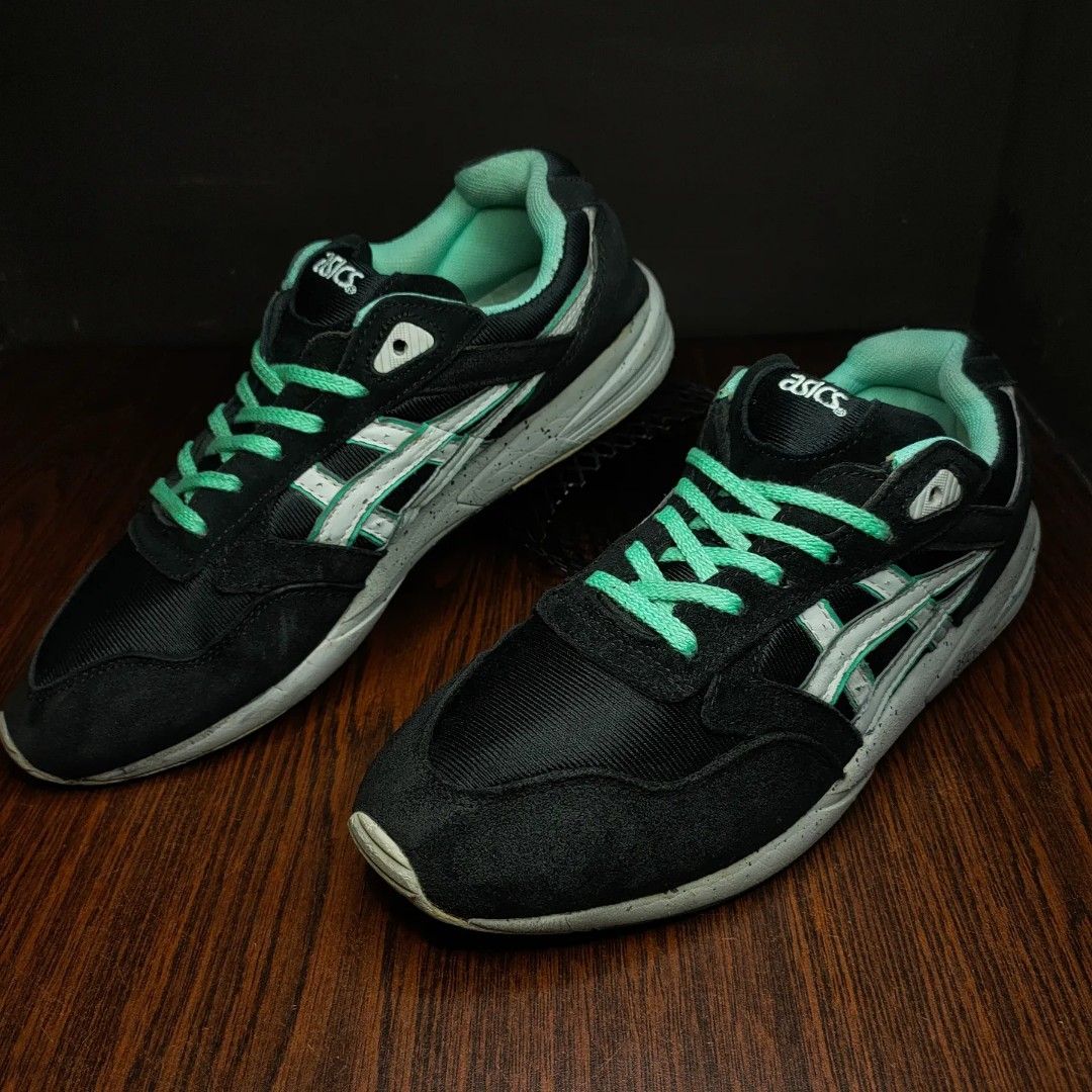 Sepatu second asics gel saga