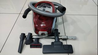 Sharp EC-LS20 2000W Vacuum Cleaner