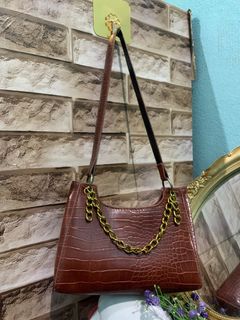 (Category: ) located in . Submitted by preloved_atik (Listing ID 1257365477, Image 1). Description: .