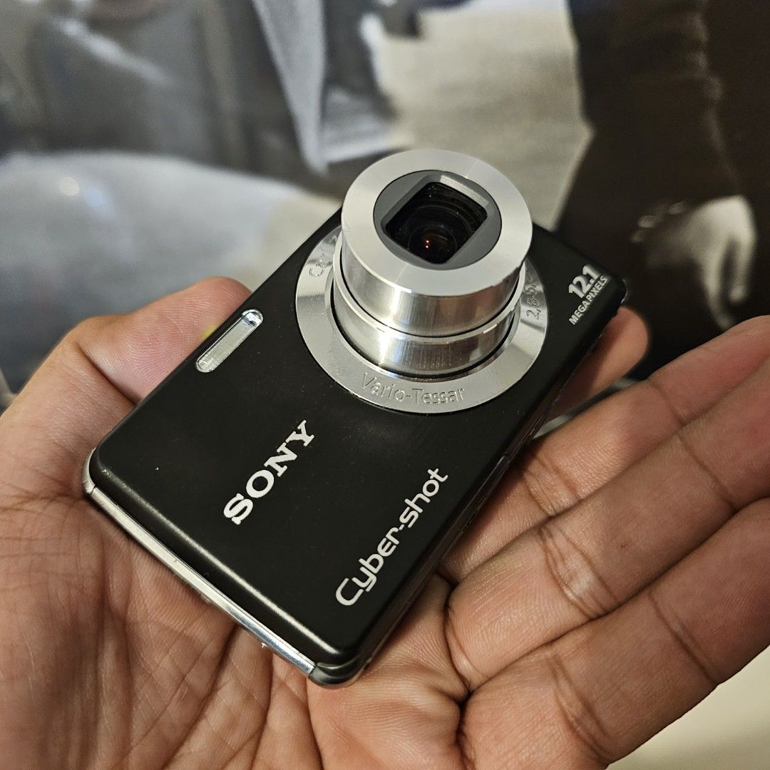 Sony Cybershot DSCW210 12.1 Megapixels, Photography, Cameras on Carousell