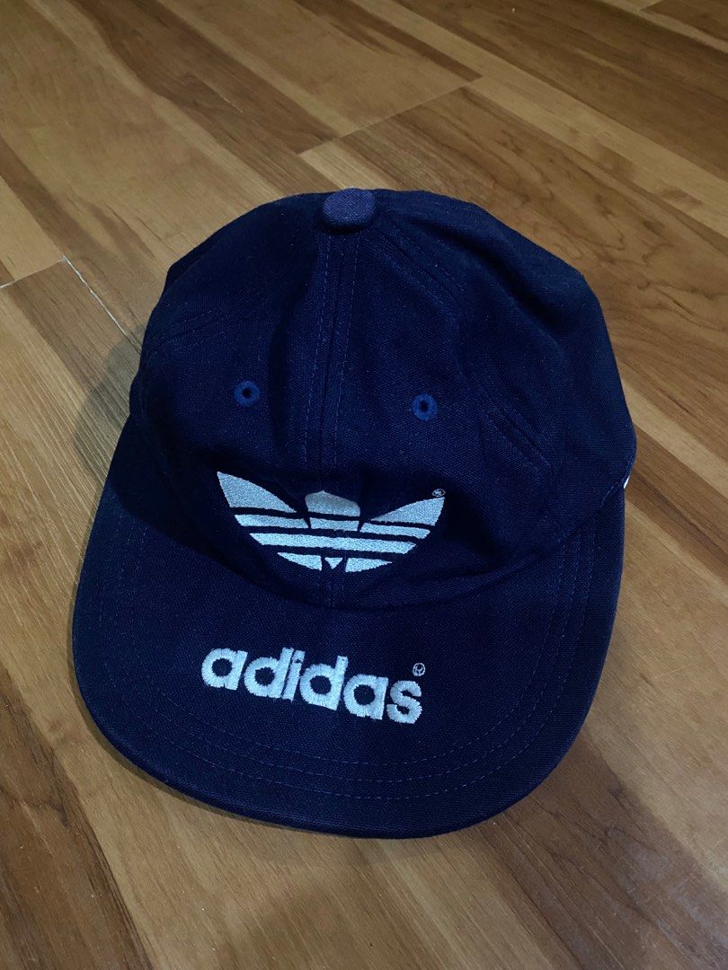 Foto sales topi adidas