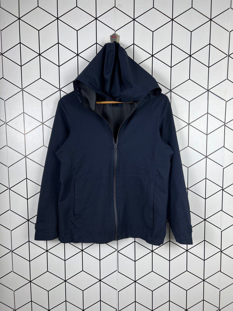 Uniqlo jacket waterproof Men s Fashion Coats Jackets and