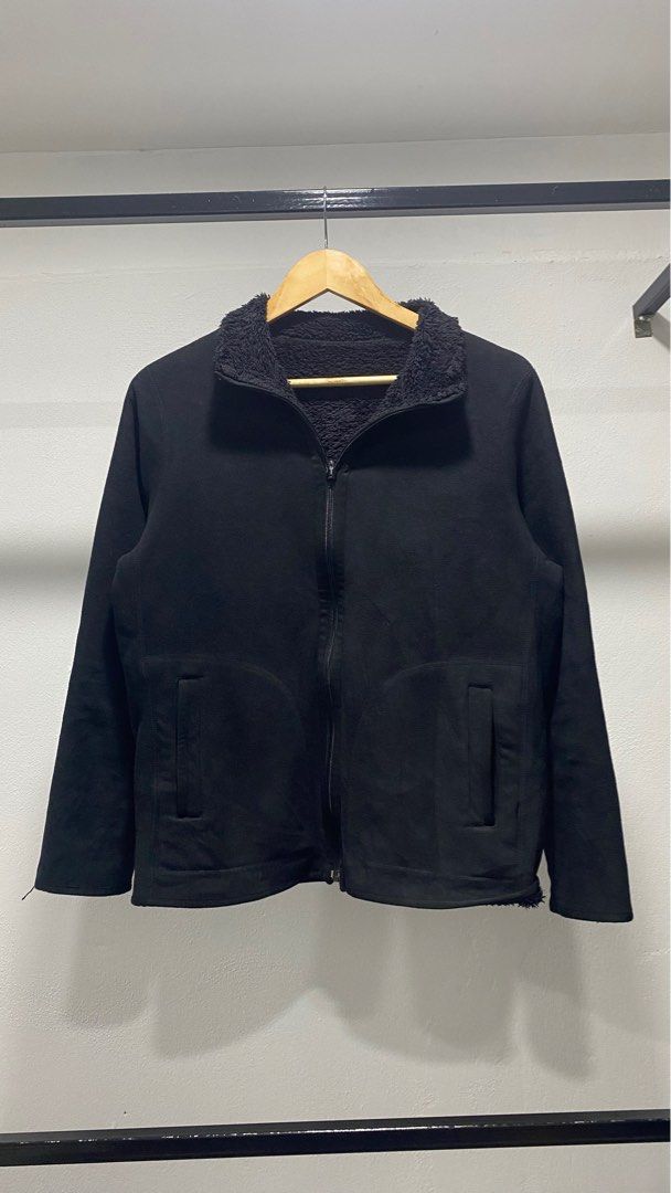 Uniqlo reversible fleece hotsell jacket