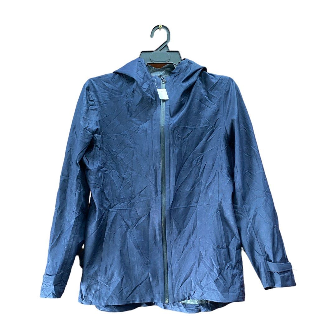 Uniqlo waterproof online